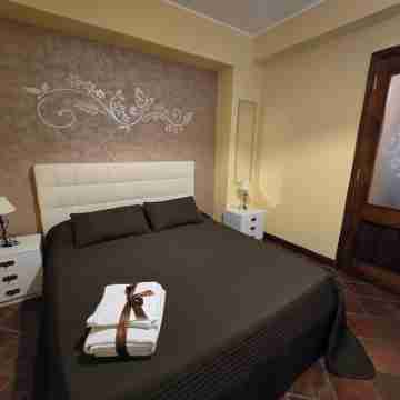 1 Bedroom Private vacation home in Sant'Alessio Siculo Rooms