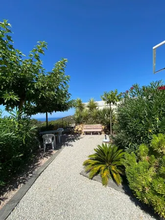 Grande Villa Familiale Récente Avec vue sur mer et Piscine Privée