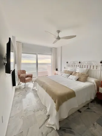 Duplex apartment with sea views La Herradura