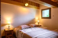 Chalet du Piedmont - Comfort, peace and quiet in the heart of the Hautes-Vosges mountains Hotels in Cornimont