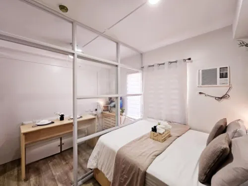 Family studio centrally located and can fit 4 adults