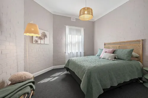 sage cottage, lithgow - modern - close to blue mountains - close to CBD