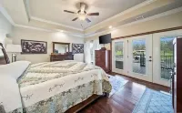 Compound on Lake - Gameroom/Dock/Pool/Hot tub - Sleeps 37