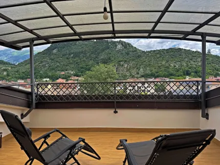 Attic with terrace and nice view!