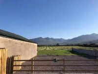 Hayfield View Charming 2-bedroom cottage in beautiful Beaufort, Killarney, WIFI