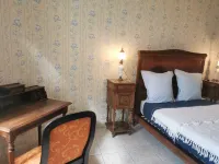 LA Maison DE Choubaka Hôtels à : Alignan-du-Vent