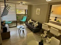 Apartment near the sea with three bedrooms Hotels in 