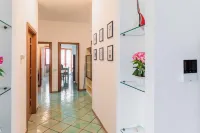Casa Elan Salerno, large and bright apartment, a stone's throw from the beach