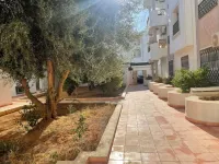 Lovely & spacious apt in Ennasr Hotels in Ariana