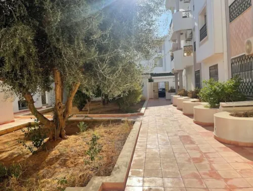 Lovely & spacious apt in Ennasr Hotels in Ariana