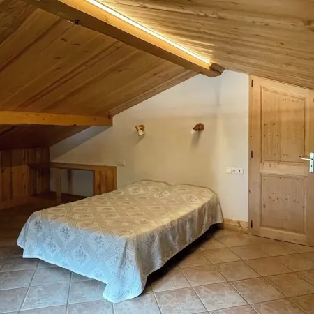 Cosy and Spacious Apartment, Exceptional Location, Close to Piste and Village
