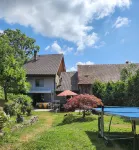 Restored 220m2 farmhouse, almost 300 years old, in the heart of the countryside Hotels in Bonne
