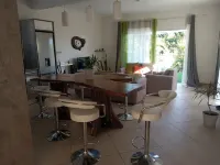 Modern house with swimming pool surrounded by nature Hotel di Chamouny