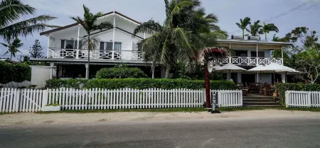 Seaview Lodge and Restaurant