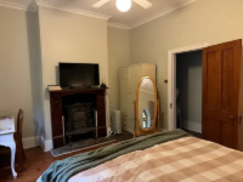 The Garden Cottage 奧本酒店