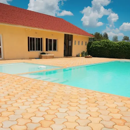 Cozy Nest <br>Cozy Nest is located in a secure, family friendly gated community.