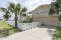 Pompano Beachview Home Home Hotels near Beach Waterpark