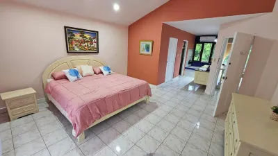 Family Beach House Hotels in der Nähe von Palo Seco Beach