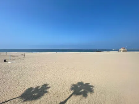 Cozy Beachfront Getaway!