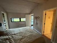 "Glenda" - 3km from the Sea