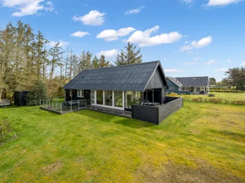 "Aleida" - 100m to the Fjord