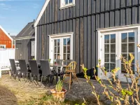 "Stine" - 1km from the Sea
