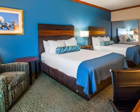 Comfort Inn & Suites Hotels in Woodway