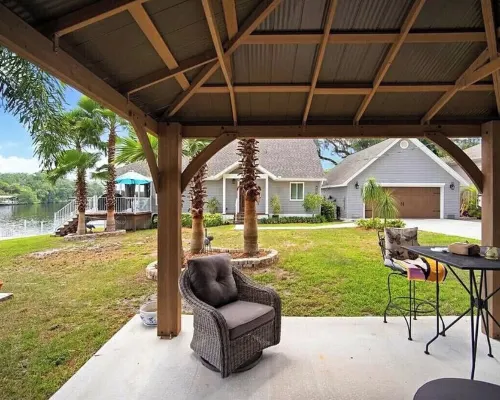 Beautiful Waterfront Home on the Alafia River Hotels in Riverview