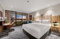 Crowne Plaza Perth Hotels near Water Labyrinth