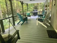 Cozy, Modern Camp nestled near Audra State park. Hotels in Upshur County