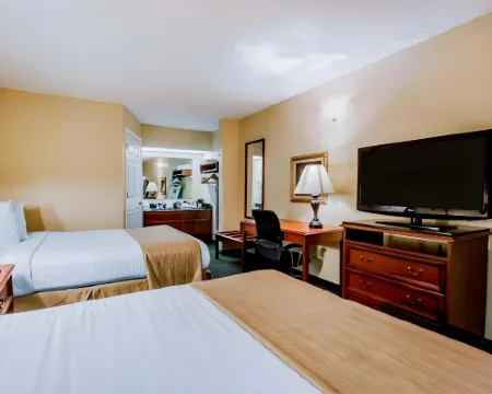Quality Inn Decatur River City