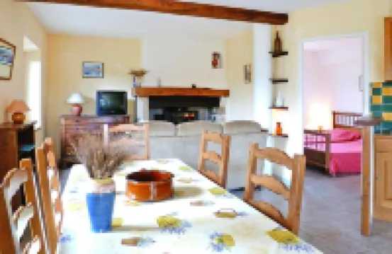 Stone cottage with shared pool, Chambonas
