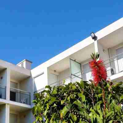 Studio 2 People Hotel Exterior