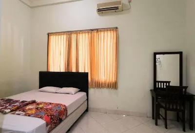Museum Batik Hotel Hotels near Batik Museum