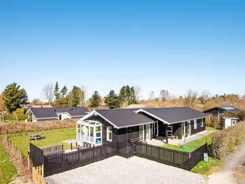 Luxury Retreat in Pot Strandby - 4-Star