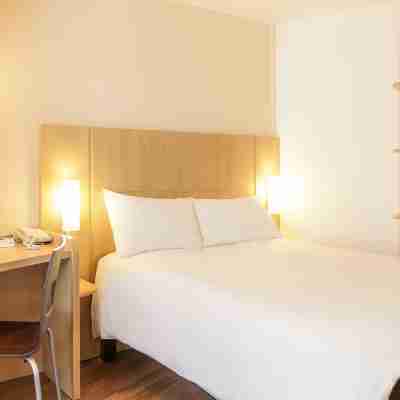 Hôtel Ibis Poitiers Centre Rooms