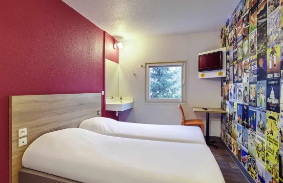 貝奇耶斯特F1酒店