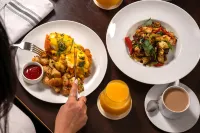 Toor Hotel Toronto, Part Of Jdv By Hyatt - breakfast