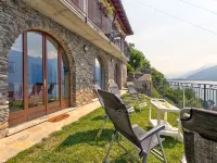 Climb, Cruise & Dine; Lake como