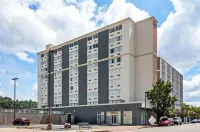 Quality Inn & Suites Hotels in Charleston