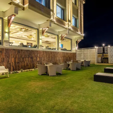 Arco Hotels and Resorts Srinagar