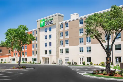 Holiday Inn Express Chelmsford Hotels in Middlesex County