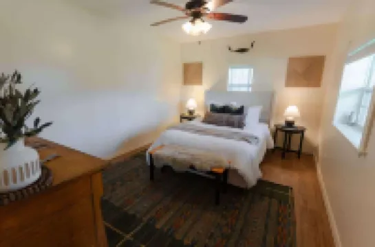 온수 욕조가 있는 아늑한 캐빈 - 호킹 힐스의 모든 곳 근처