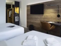 Novotel Lausanne Bussigny - balcony