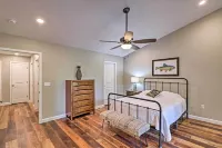 Bull Shoals Condo Retreat ~ 1 Mi to Marina! - WiFi