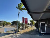 Shell Motel (Pearly Shell Motel) Hotels in Bowen