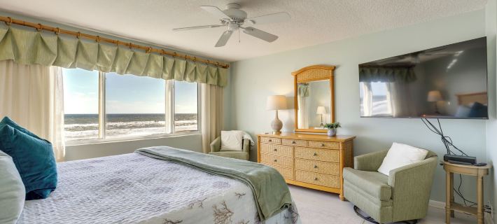 Beachfront St Augustine Condo w/ Pool Access Hotels in Crescent Beach