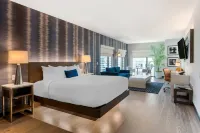 Cambria Hotel Detroit Downtown