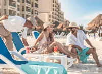 Holiday Inn Club Vacations the Royal Sands All Inclusive - 5-Sterne
