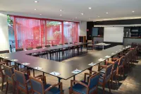 Corbie Mol Hotels in Geel